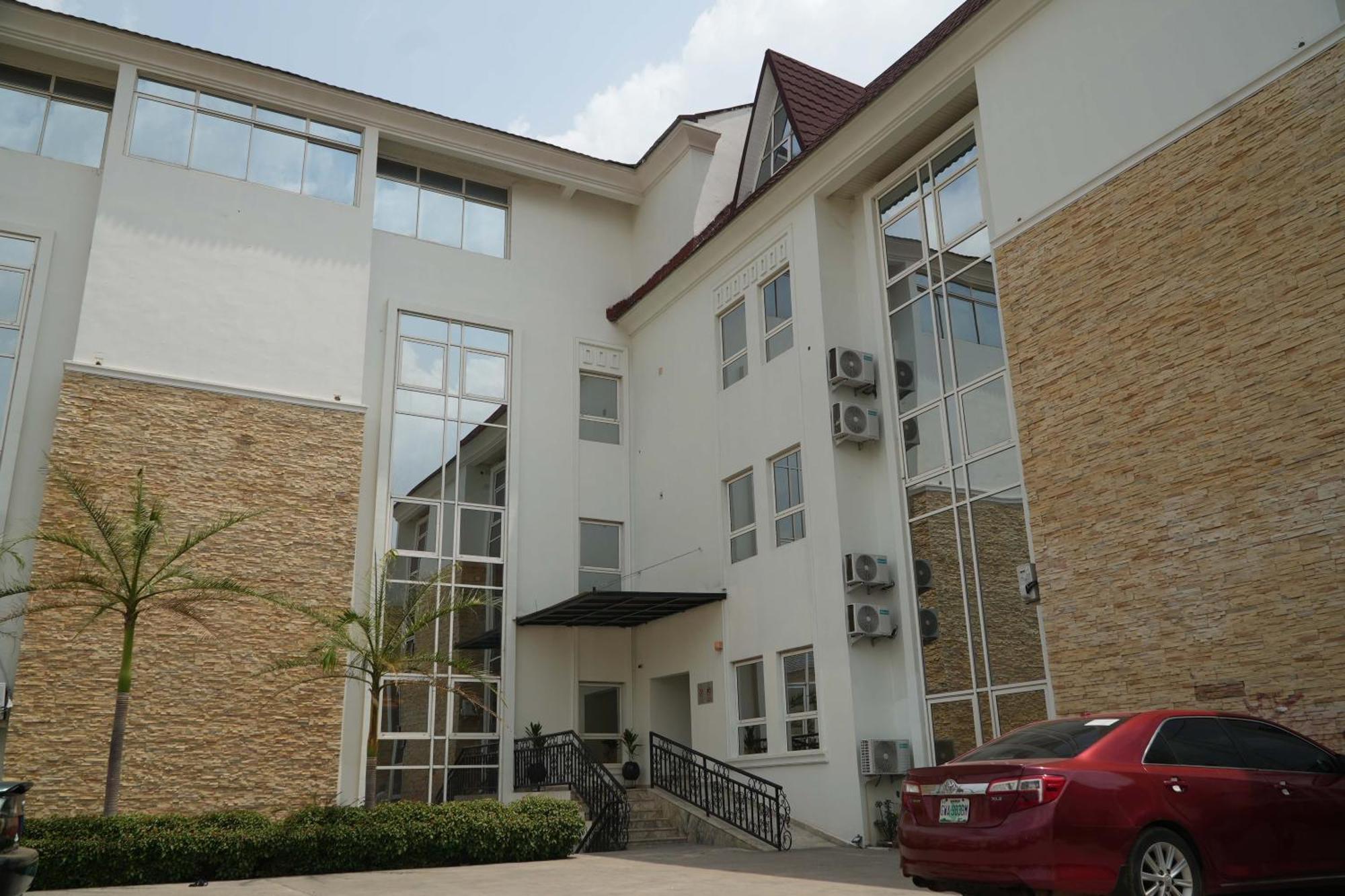 Amor Hotels Abuja Exterior photo